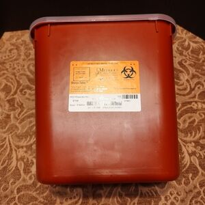⚕️⛑️⚕️Medical Home Health 2-Gallon Safety Sharps Disposal Container